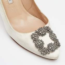 Pre Owned حذاء كعب عالي مانولو بلانيك هانغيسي ساتان كريمي مزخرف كريستال مقاس 38