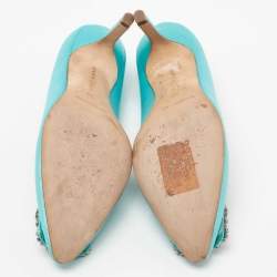 Pre Owned حذاء كعب عالي مانولو بلانيك هانغيسي ساتان أزرق فاتح مقاس 35