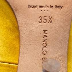 مملوكة مسبقًا حذاء كعب عالي مانولو بلانيك هانغيسي ساتان أصفر مزخرف كريستال مقاس 35.5