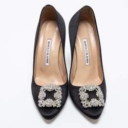 Pre Owned حذاء كعب عالي مانولو بلانيك هانغيسي ساتان أسود مقاس 38.5