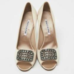 Pre Owned Manolo Blahnik Beige Satin Crystal Embellished Peep Toe Pumps Size 40