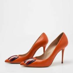 Pre Owned Manolo Blahnik Orange Leather Pointed-Toe Pumps Size 38.5
