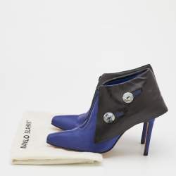 Manolo Blahnik Blue/Black Leather Pointed Toe Zipper Ankle Length Boots Size 36.5