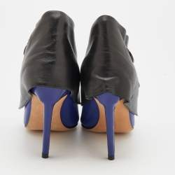 Manolo Blahnik Blue/Black Leather Pointed Toe Zipper Ankle Length Boots Size 36.5