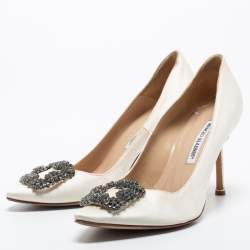 Pre Owned Manolo Blahnik White Satin Hangisi Pumps Size 38.5