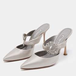 Pre Owned Manolo Blahnik Grey Satin Maidugur Sandals Size 39.5