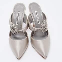 Pre Owned Manolo Blahnik Grey Satin Maidugur Sandals Size 39.5