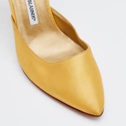 Pre Owned Manolo Blahnik Multicolor Satin and Iguana Leather D'orsay Pointed Toe Pumps Size 41