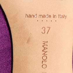 مملوكة مسبقًا Manolo Blahnik Dark Purple Satin Hangisi Crystal Embellished Pumps Size 37