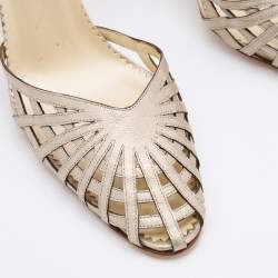 Pre Owned Manolo Blahnik Metallic Silver Leather Ankle Strap Pumps Size 40.5