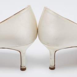Pre Owned Manolo Blahnik Off-White Satin Hangisi Pumps Size 40.5