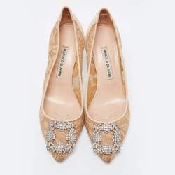 Pre Owned Manolo Blahnik Beige Lace and Satin Hangisi Pumps Size 39
