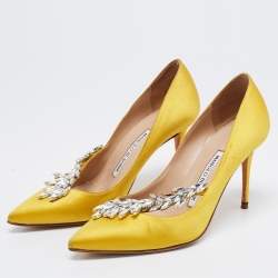 Pre Owned Manolo Blahnik Yellow Satin Embellished Nadira Pumps Size 35