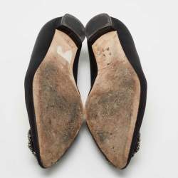 Pre Owned Manolo Blahnik Black Satin Hangisi  Flats Size 37.5