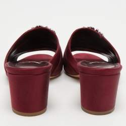 Pre Owned Manolo Blahnik Burgundy Satin Martamod Crystal Embellished Mules Size 41