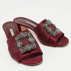 Pre Owned Manolo Blahnik Burgundy Satin Martamod Crystal Embellished Mules Size 41