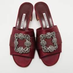 Pre Owned Manolo Blahnik Burgundy Satin Martamod Crystal Embellished Mules Size 41