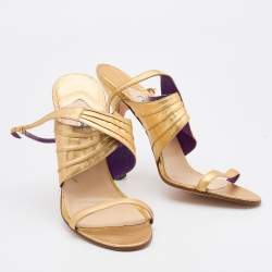 Pre Owned Manolo Blahnik Gold Leather Ankle Strap Sandals Size 41
