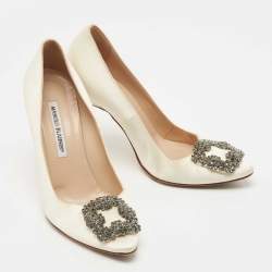 Pre Owned Manolo Blahnik Off White Satin Hangisi Pumps Size 37