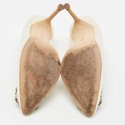 Pre Owned Manolo Blahnik Off White Satin Hangisi Pumps Size 37