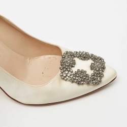 Pre Owned Manolo Blahnik Off White Satin Hangisi Pumps Size 37