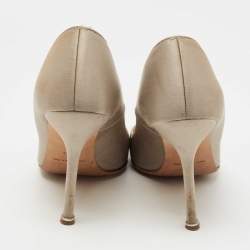 Pre Owned Manolo Blahnik Grey Satin Hangisi Pumps Size 39.5