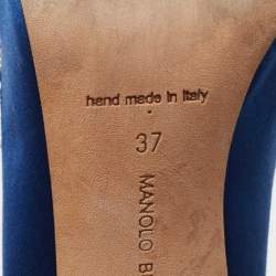 Manolo Blahnik Blue Satin Nadira Pumps Size 37