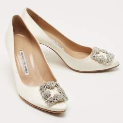 Manolo Blahnik Off White Satin Hangisi Pumps Size 37.5
