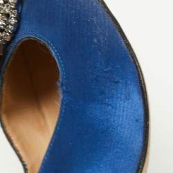 Pre Owned Manolo Blahnik Blue Satin Hangisi Pumps Size 37.5
