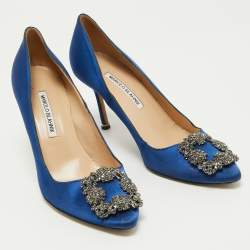 Pre Owned Manolo Blahnik Blue Satin Hangisi Pumps Size 37.5
