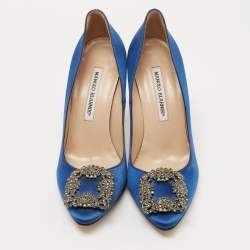 Pre Owned Manolo Blahnik Blue Satin Hangisi Pumps Size 37
