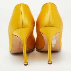 Manolo Blahnik Yellow Satin Hangisi Pumps Size 40