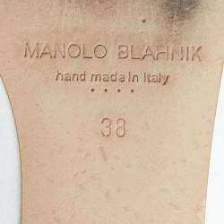 Manolo Blahnik Off White Satin Hangisi Crystal Embellished Ballet Flats Size 38