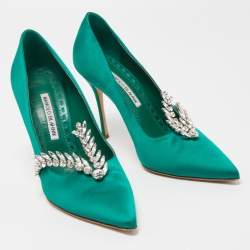 Pre Owned Manolo Blahnik Green Satin Crystal Embellished Nadira Pumps Size 39