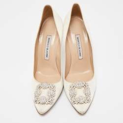Pre Owned Manolo Blahnik Beige Satin Hangisi Crystal Embellished Pumps Size 40