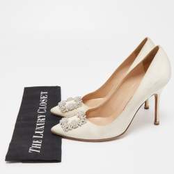 Pre Owned Manolo Blahnik Beige Satin Hangisi Crystal Embellished Pumps Size 40