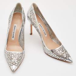 Pre Owned Manolo Blahink Silver Laser Cut Leather Pumps Size 39.5