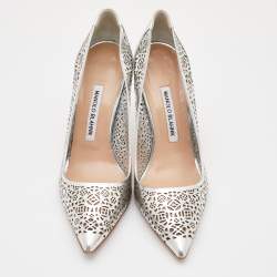 Pre Owned Manolo Blahink Silver Laser Cut Leather Pumps Size 39.5