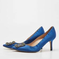 Pre Owned Manolo Blahnik Blue Satin Hangisi Crystal Embellished Pumps Size 38.5