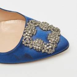 Pre Owned Manolo Blahnik Blue Satin Hangisi Crystal Embellished Pumps Size 38.5