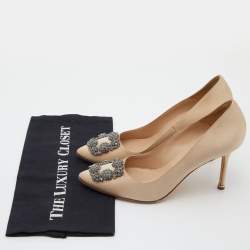 Manolo Blahnik Beige Satin Hangisi Pumps Size 39