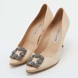 Manolo Blahnik Beige Satin Hangisi Pumps Size 39