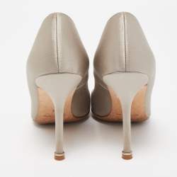 Pre Owned Manolo Blahnik Grey Satin Hangisi Crystal Embellished Pointed Toe Pumps Size 36