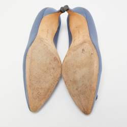 Pre Owned Manolo Blahnik Blue Satin Hangisi Pumps Size 42