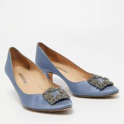 Pre Owned Manolo Blahnik Blue Satin Hangisi Pumps Size 42