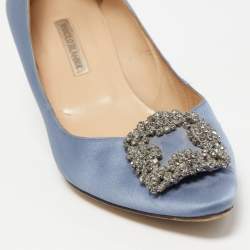 Pre Owned Manolo Blahnik Blue Satin Hangisi Pumps Size 42