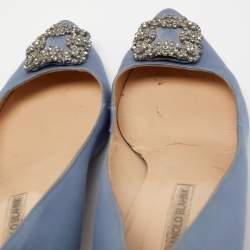 Pre Owned Manolo Blahnik Blue Satin Hangisi Pumps Size 42