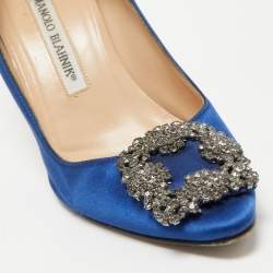 Pre Owned Manolo Blahnik Blue Satin Hangisi Crystal Embellished Pumps Size 35.5