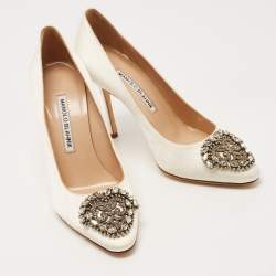 Pre Owned Manolo Blahnik White Satin Okkava Pumps Size 36.5