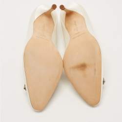 Pre Owned Manolo Blahnik White Satin Okkava Pumps Size 36.5